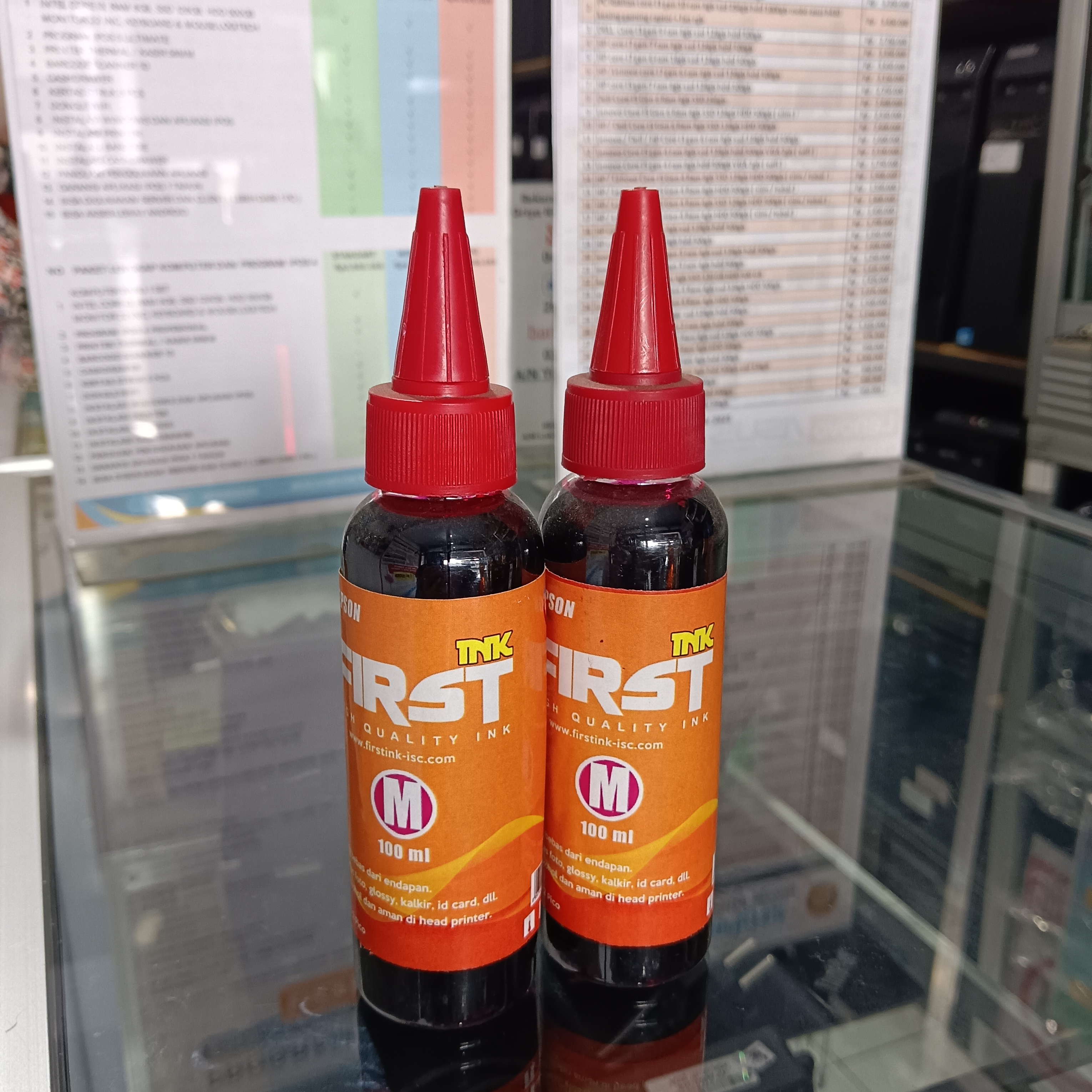 Tinta First Ink Merah