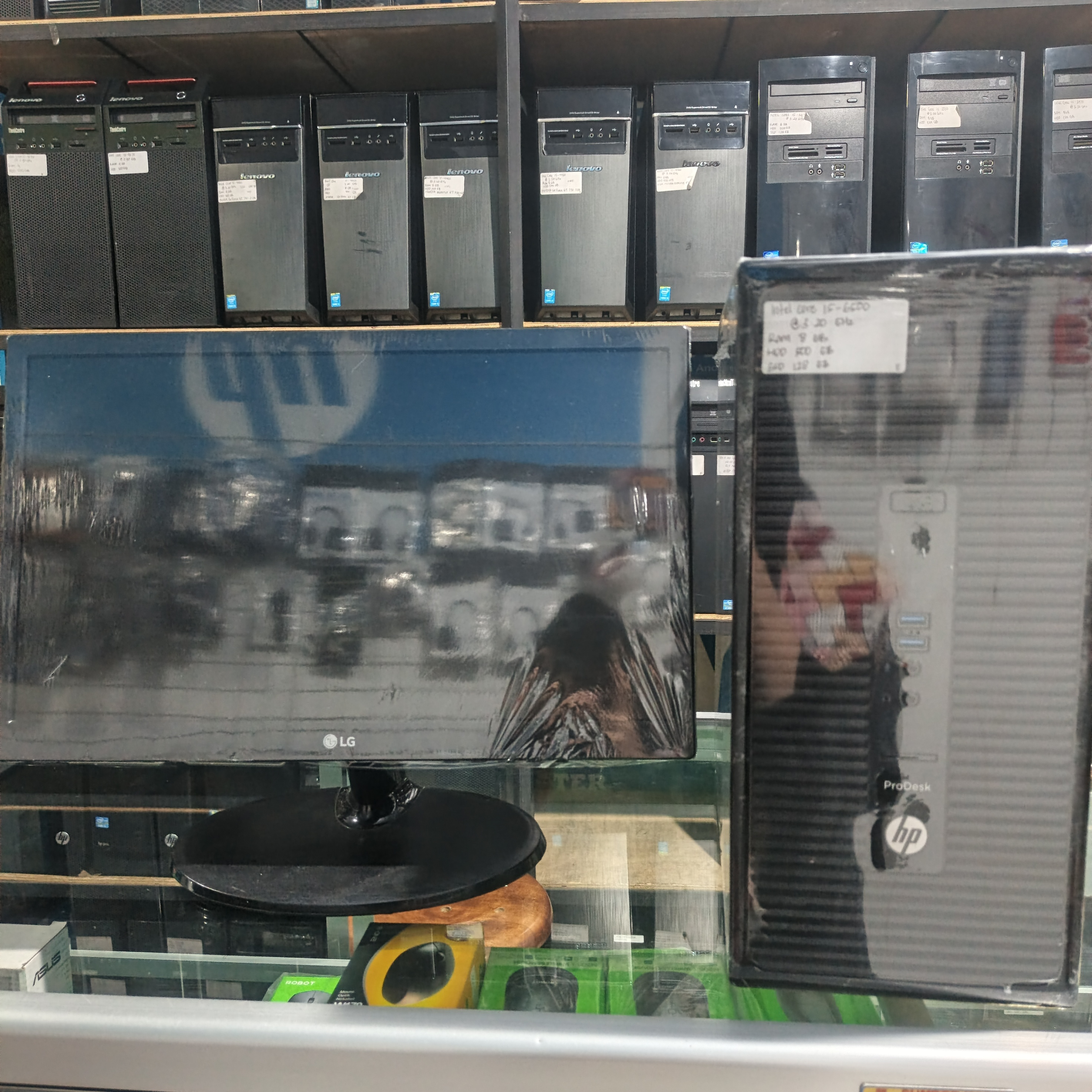 Pc HP Intel Core i3 gen 6 4/128/500 Monitor 19 Inc