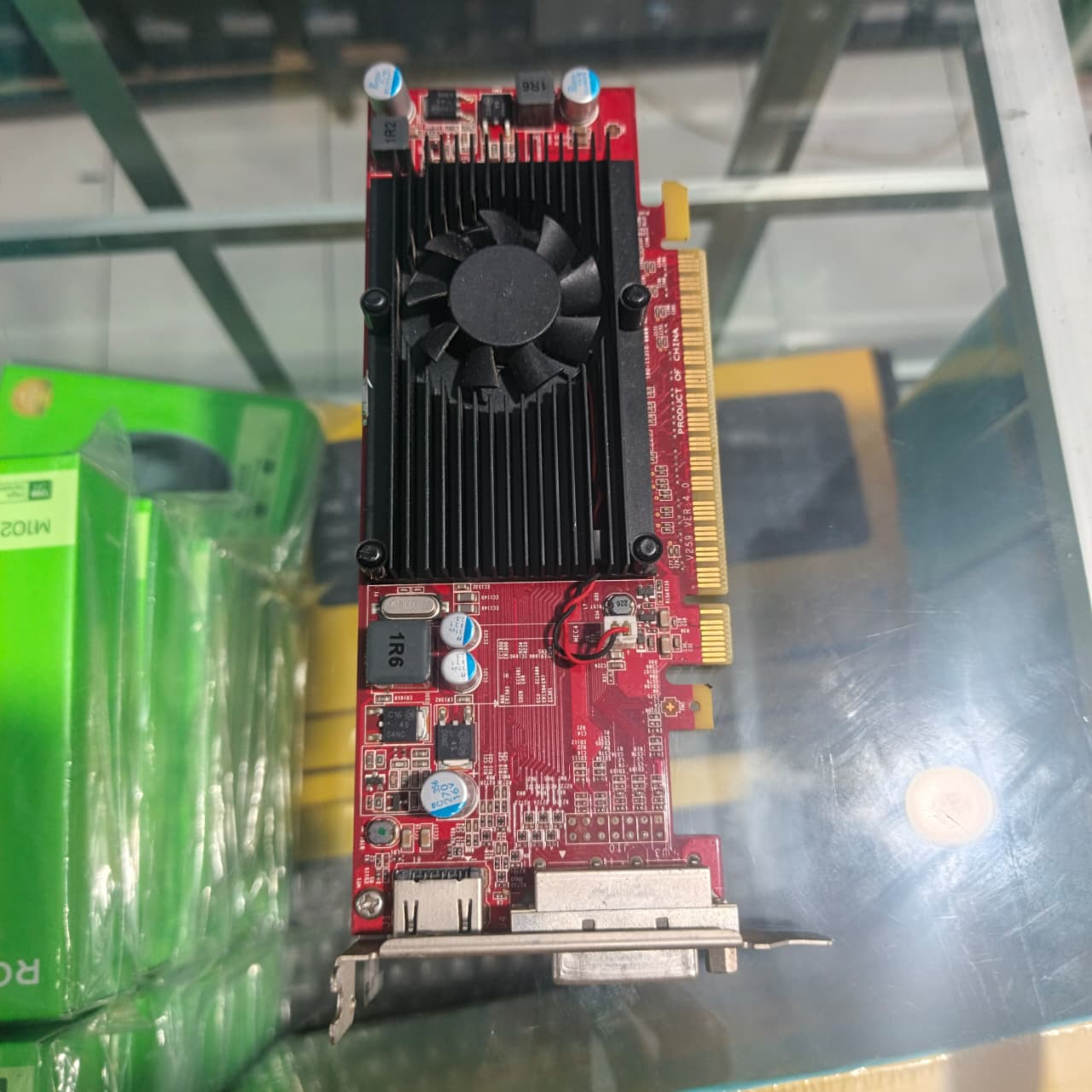 VGA Exsternal AMD 1 GB