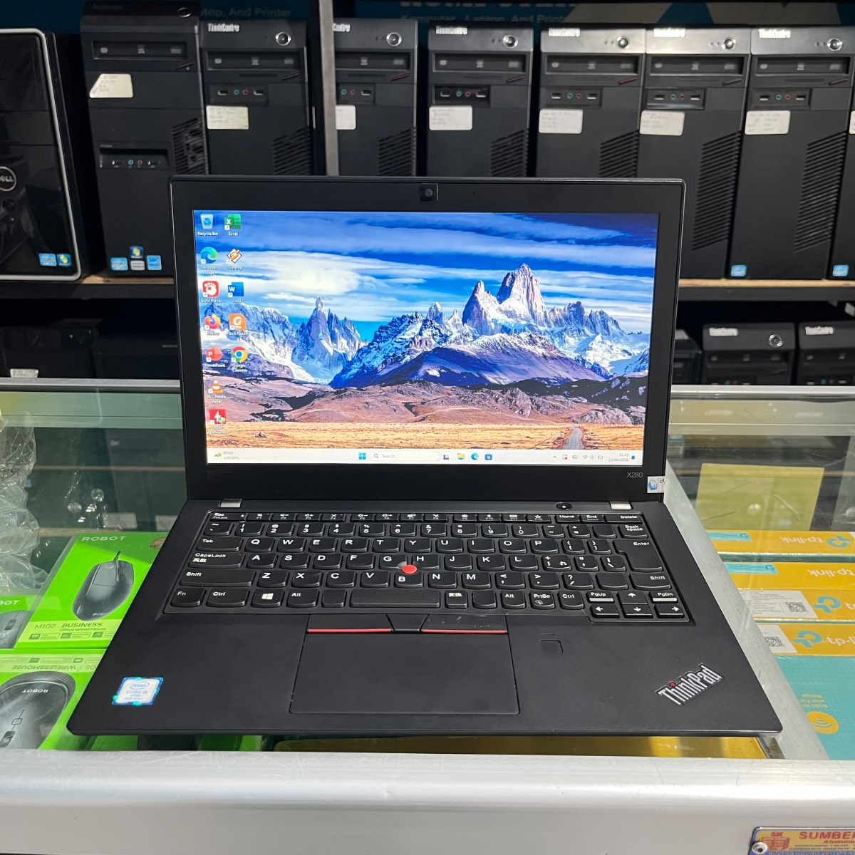 Laptop Lenovo Thinkpad X280 i5 gen 8/16/256